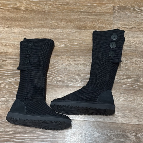 EUC UGG Black Carley Knit Tall Button Boots size 7 - Picture 5 of 12